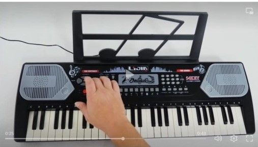 Синтезатор с микрофоном и держателем для нот детский Electronic Keyboard 8238 8238 фото