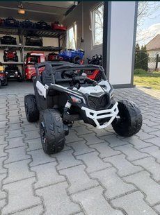 Багі CAN-AM MAVERICK Turbo RR 24V 7Ah 4x200W з пультом керування від 2 до 7 років MAVERICK Turbo фото