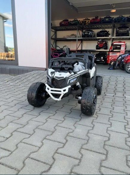 Багі CAN-AM MAVERICK Turbo RR 24V 7Ah 4x200W з пультом керування від 2 до 7 років MAVERICK Turbo фото