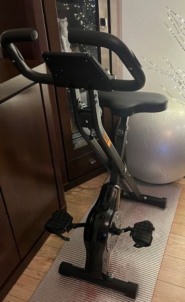 Раскладной велотренажер Trex Sport X-Bike магнитный велотренажер с 10 уровнями сопротивления и подсчетом калорий TX-340XB фото