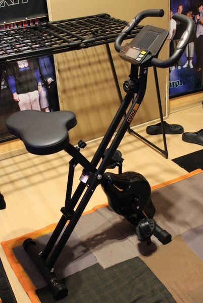Раскладной велотренажер Trex Sport X-Bike магнитный велотренажер с 10 уровнями сопротивления и подсчетом калорий TX-340XB фото